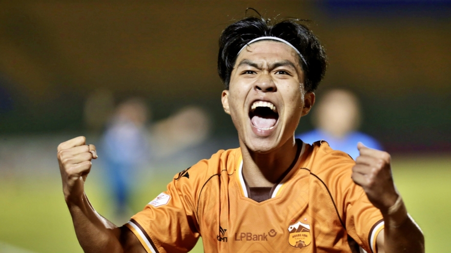 Lý Đức viết tâm thư xúc động sau khi rời HAGL gia nhập CAHN